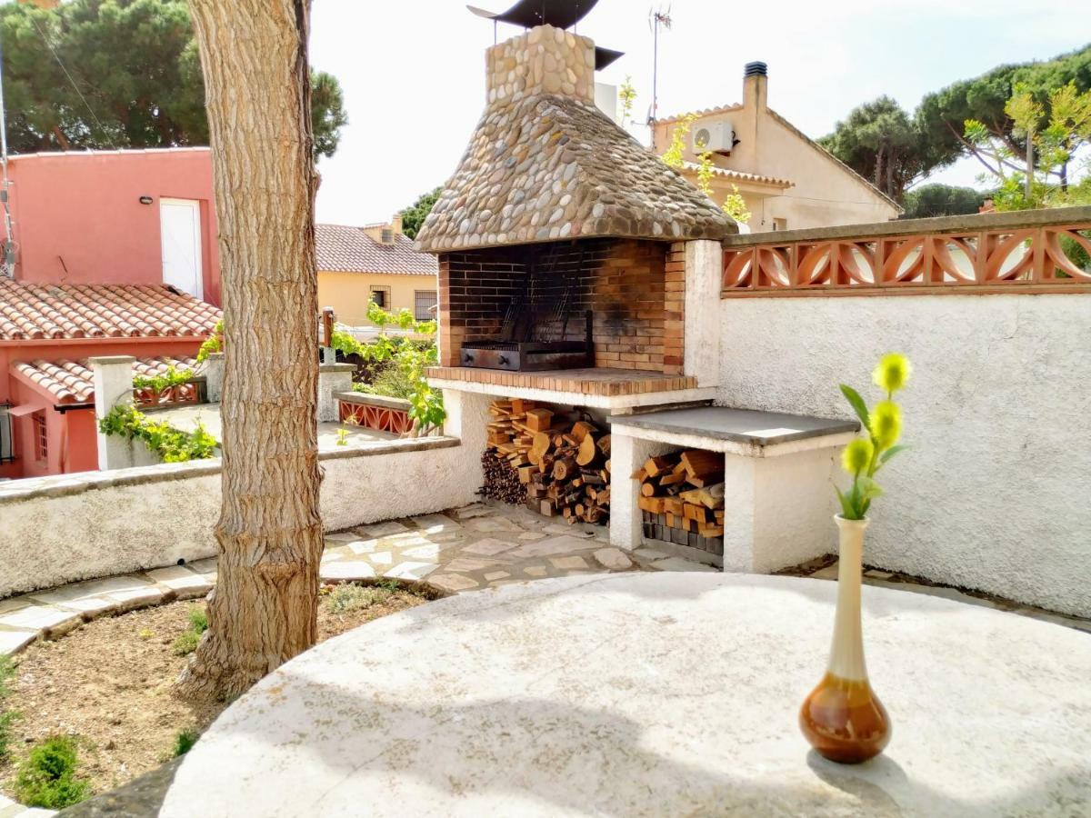 Vacay Apartamento Montgo, Agradable Jardin! En Costa Brava L'Escala! Экстерьер фото