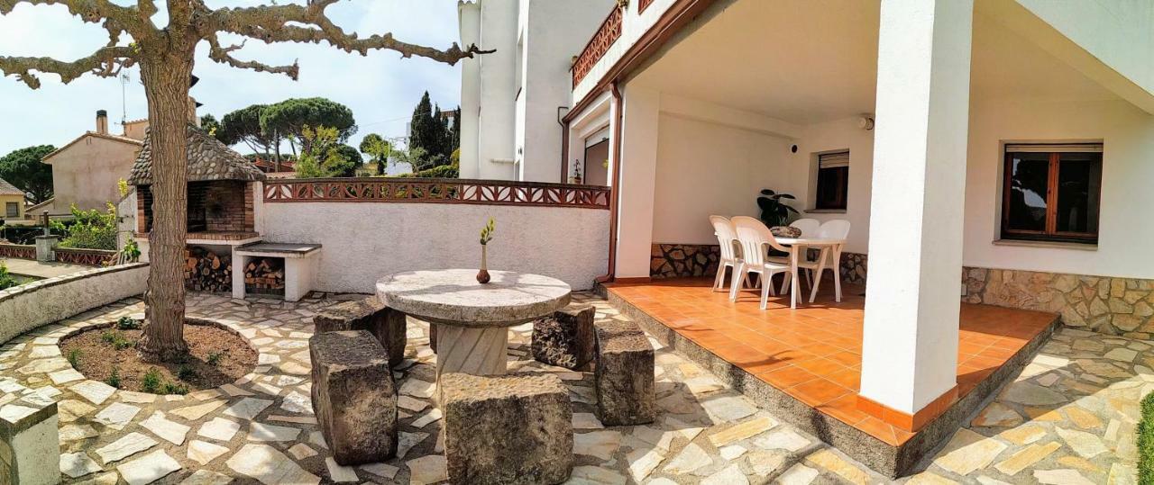 Vacay Apartamento Montgo, Agradable Jardin! En Costa Brava L'Escala! Экстерьер фото